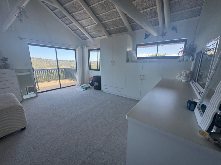 6 Bedroom Property for Sale in Sedgefield Rural Western Cape